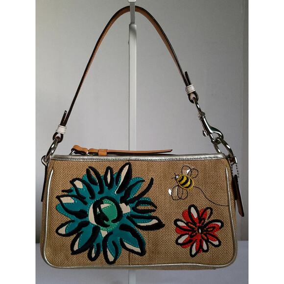 Coach(8672) 2005 Vintage Limited Edition Burlap Demi Bag - Picture 1 of 16